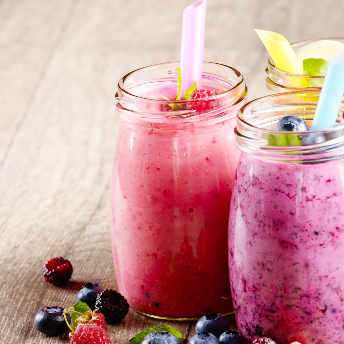 3 Delicious Fresh Fruit Smoothie Recipes for Spring | ICD Online